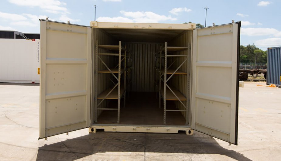 Storage Container with shelving