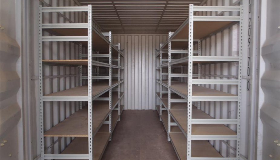 Storage container with 5 tier shelving